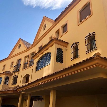 Luxurious Duplex Penthouse With Golf And Sea Views Lejlighed Benalmádena Eksteriør billede